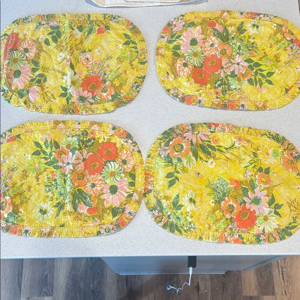 Floral Yellow Placemats Set of 4